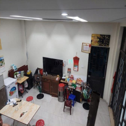 Bán nhà đẹp Quan Nhân, 30m2, 6 tầng, thang máy, mt 6,8m, 7.5 tỷ