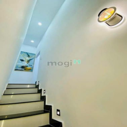 Bán nhà hẻm 3m 1 sẹc sát mặt tiền Phan Huy Ích, P.14, 4 x 10 giá 4.2