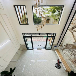 Bán nhà đường Phạm Văn Bạch phường 12, Gò Vấp, 70m2,- 5 tầng mới cáu