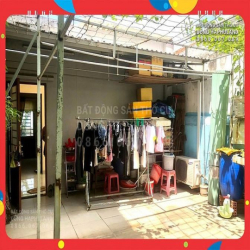 TB. 6x triệu/m2. Nhà 135m2, 3T, ngang 5.2M, nở hậu, gần MT Cộng Hòa.