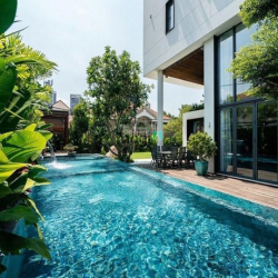 Kẹt bank! Bán villa ngay khu compound Phú Nhuận, Thảo Điền, Quận 2. DT