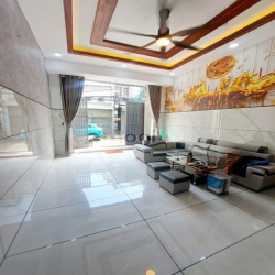 Nhà ngay Aeon Mall Tân Phú, 72m2, 5 tầng, 2 Mặt hẻm ô tô, thang máy
