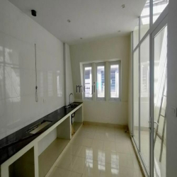 Cho thuê nhà liền kề Quang Trung, Vạn Phúc HĐ, Dt 100m2, thang máy