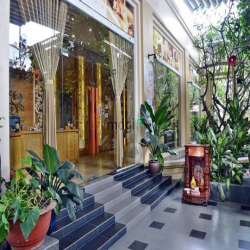 Cho thuê Mặt bằng Chu Văn An. p Bình Thọ.  dt 32x50m 1600m2 .132tr/th