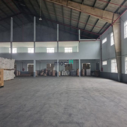 Nhà xưởng mới đẹp 1000m2 trần cao trên 10m tại KCN Vĩnh Lộc
