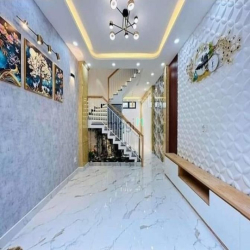 Cho thuê nhà mới xây hẻm xe tải 220/35 Lê Văn Sỹ, Quận 3