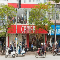 Cho thuê MP Cầu Giấy mặt tiền 8m LÔ GÓC shop chuỗi thời trang, thuốc