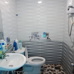Nhỉnh 3 Tỷ- Nhà 36m2 Mới Ở Ngay- HXH Nguyễn Văn Khối P11 Gò Vấp