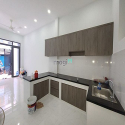 P2, Phú Nhuận. Bán Nhà Vô ở Ngay - Dt 61m2 nở hậu. Chỉ 5,1 tỷ