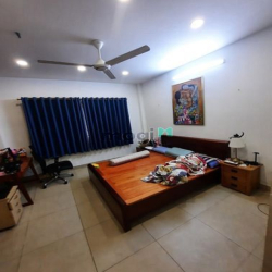 Bán nhà HXT thông Mai Xuân Thưởng 4x15,5m 4 tầng+lửng 5PN GẦN UBND Q6