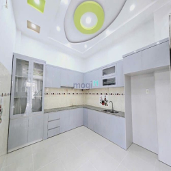 Nhà đẹp 4 Tầng, 68m2, HẺM ô Tô, SHR công nhận đủ.