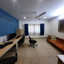 Bán nhà HXT thông Mai Xuân Thưởng 4x15,5m 4 tầng+lửng 5PN GẦN UBND Q6