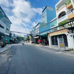 Mặt tiền KD ngay trường ĐH Thực Phẩm, 41m2 ngang 4,5m, 3 Tầng, 6,5Tỷ.