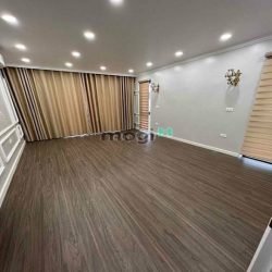 Nhà riêng Mễ Trì Hạ dt 67m×7 tầng có thang máy đhoa  giá thuê 60tr /
