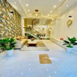 Bán Villa đường Cao Đức Lân - APAK - Quận 2. DT: 8x16. Giá: 27 tỷ.