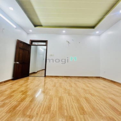 HẺM XE TẢI TRÁNH 1 sẹc ngay chợ Bình Thành LK 4-5 - 56m2 - 3 tầng đúc