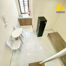 Căn hộ gác cao full nội thất quận 7 hướng về trung tâm