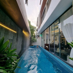Cho thuê Biệt thự đơn lập có hồ bơi đẹp xuất sắc ngay Phú Mỹ Hưng, Q.7