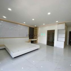 Bán gấp - Nhà 2 lầu mặt tiền Lý Thái Tổ KDC Hưng Phú, Cần Thơ - 11.9T