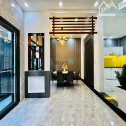 Bán nhà HXH Trần Hữu Trang, P.10, Phú Nhuận, 68m2, 2tỷ350tr, sổ riêng