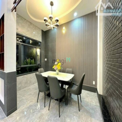 Bán nhà HXH Trần Hữu Trang, P.10, Phú Nhuận, 68m2, 2tỷ350tr, sổ riêng