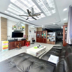 Khu vip cmt8 p4, ô tô vô nhà, 62m, 4.2x14m, 4 tầng, 10.x tỷ