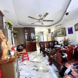 Khu vip cmt8 p4, ô tô vô nhà, 62m, 4.2x14m, 4 tầng, 10.x tỷ