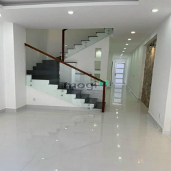 Vỡ nợ bán nhà Hậu Giang/Q6 60m2/1ty060, gần chợ Bình Tây