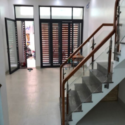 Nhà đẹp - Hẻm Xe Hơi (8m) - sát mặt tiền đường Hòa Hảo. 70m. Nha mới
