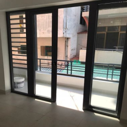 Nhà đẹp - Hẻm Xe Hơi (8m) - sát mặt tiền đường Hòa Hảo. 70m. Nha mới