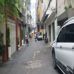 Bán nhà P3, Bình Thạnh. DT 43m2 xe hơi đến nhà. Tiện kinh doanh