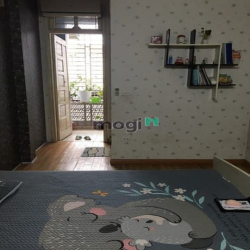 Bán Nhà Phố Trạm Dân Xây 40m x 4 Tầng, Ngay Cầu Vĩnh Tuy,