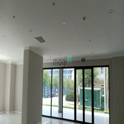 Cho thuê shophouse D'verano 263.5 m2, hoàn thiện: 110 triệu/tháng