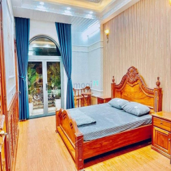 Bán Nhà Trung Tâm Gò Vấp, 95M², 4 Lầu, tặng full nội thất nhỉnh 14 tỷ