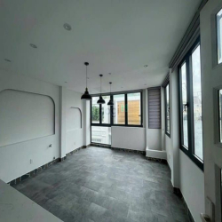 Bán Nhà 3Lầu (5mx10m=50m2 ) Hẻm ôtô vào tận nhà khu VIP Hoàng Hoa Thám
