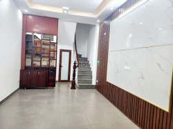 Hiếm! Bán nhà Thuỵ Khuê Tây Hồ. ngõ nông. 30m2. 5 tầng. 3 ngủ. $ 4x tỷ