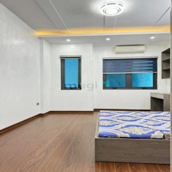 Bán nhà đẹp ngõ 21 Lê Văn Lương, 30m2, 5 tầng, mt 4,2m, sổ đỏ,5.7 tỷ