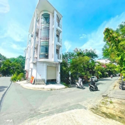 Căn góc 3 lầu mặt tiền Đường 12m Làng Đại Học Phước Kiển, Nhà Bè