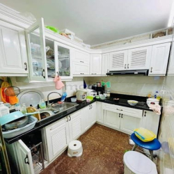 Trần Khát Chân 29M 3.4Tỷ - Vị trí đẹp -  Ô tô đỗ cổng