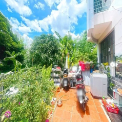 Căn góc 3 lầu mặt tiền Đường 12m Làng Đại Học Phước Kiển, Nhà Bè