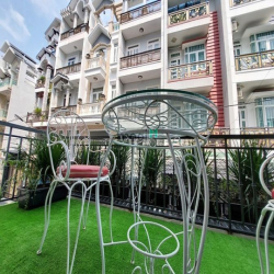 Hạ chào 12% ~ 1.1 t.ỷ, 4.5x16 Nhà 5 tầng đẹp 5*, 4PN full nội thất