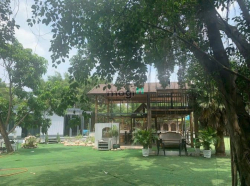 Cho thuê Villa Sân Vườn Q9 dt 4300m2 Giá 60tr/ tháng