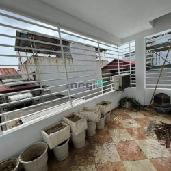 Chính chủ cô Vinh bán Nhà Xã Đàn, Đống Đa. 36m2 lô góc 2 thoáng MT 4m