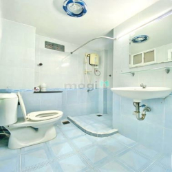 NHÀ HẺM XE HƠI Khu VIP PHAN XÍCH LONG 55m2, 5 tầng, 8PN-8WC nhỉnh 9 tỷ