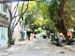 Nhà vườn HXH 8m Lương Văn Can Q8 178m2 6.5x28 SHR  đẹp, giá 11.1 tỷ TL