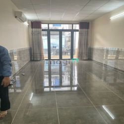 Cho thuê nhà mới 31/9 Trần Quang Diệu, Phường 13, Quận 3 / 4x18m 1T 1L