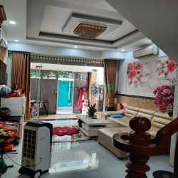 Nhà mới tinh 4 tầng Phạm Văn Chiêu, p3, 80m2, 3 Tỷ 150, sổ hồng riêng.