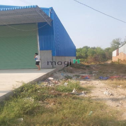 Bán xưởng mới xây đường ĐT 741 DT 1000m2, Chánh Phú Hòa sổ sẵn.