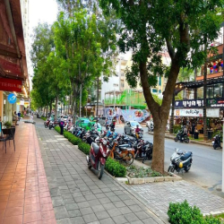 Bán nhanh shop kế góc chung cư Sky Garden, Phạm Văn Nghị, Phú Mỹ Hưng