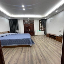 Bán nhà Cầu Giấy, đường Lạc Long Quân, ô tô tránh, kd, dòng tiền tốt